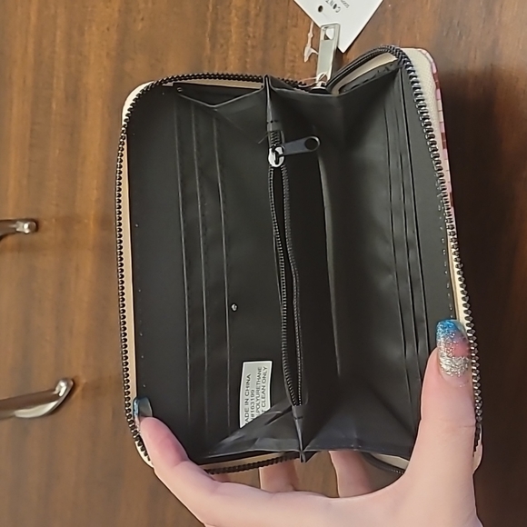 ๐ฅpink and White and brown style 5 Wallet Pink and White and brown style 5 Walle - Picture 12 of 16